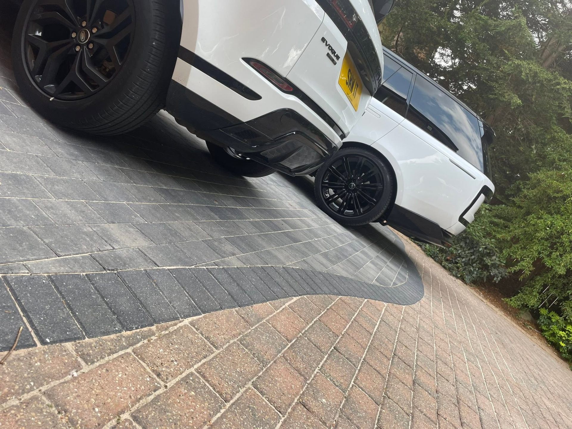 Charcoal block paving & drop kerb — detail 3